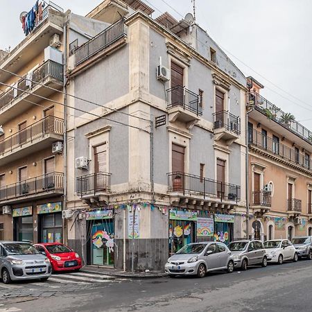 Catania Central And Comfy Apartments Exterior foto