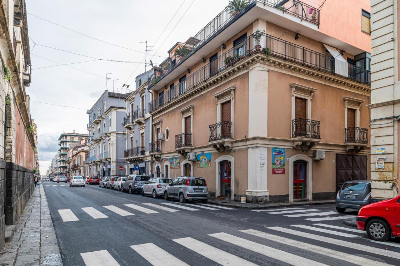 Catania Central And Comfy Apartments Exterior foto