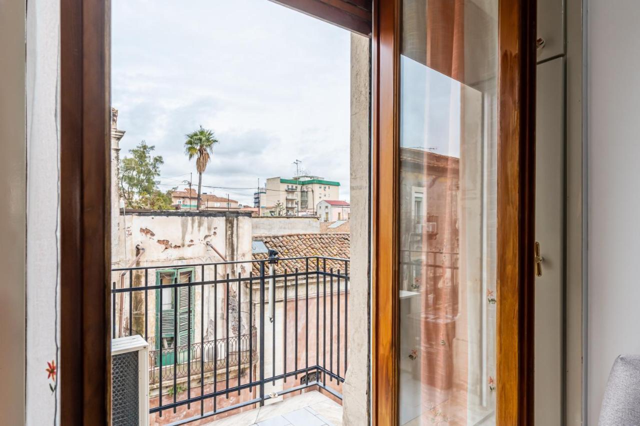 Catania Central And Comfy Apartments Exterior foto