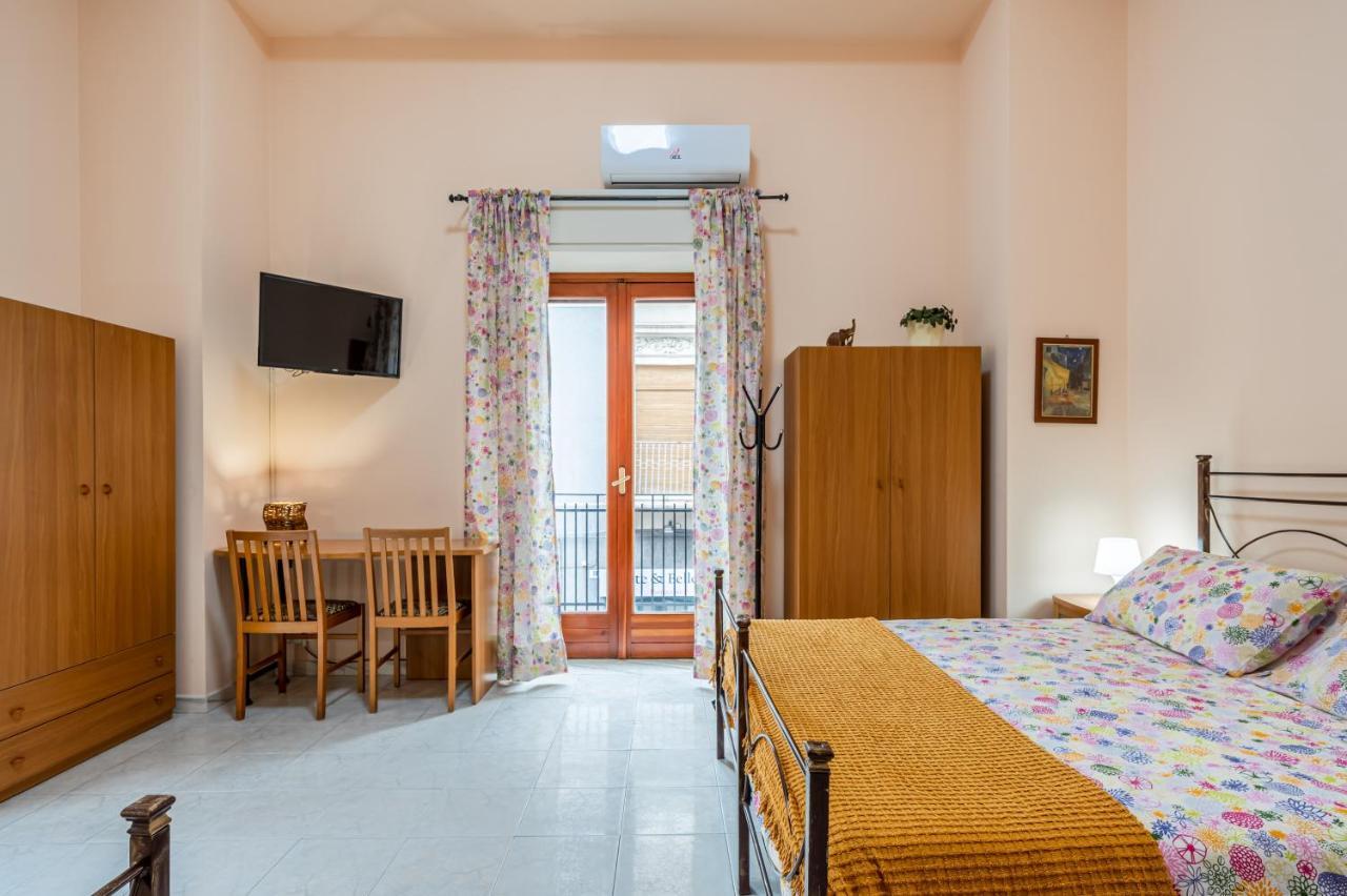 Catania Central And Comfy Apartments Exterior foto